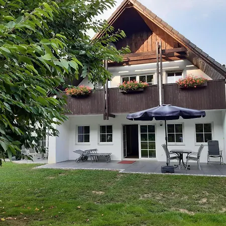 Ferienwohnung-stricker-3-2 *